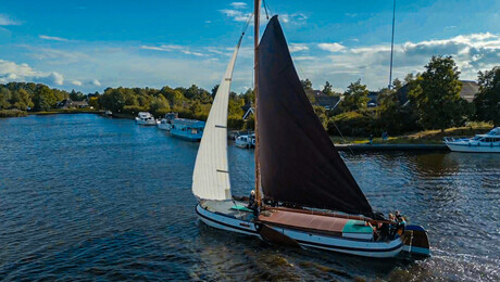 Skûtsjesilen